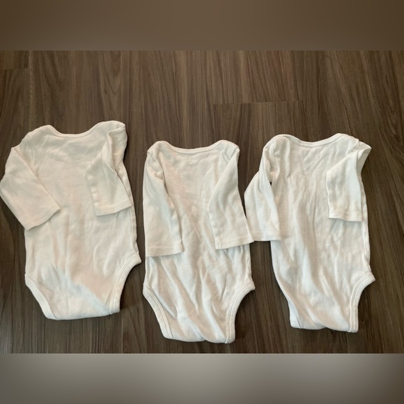 Carter's White Baby Gender Neutral Bodysuits Set of 3 size 3M - Picture 3 of 5